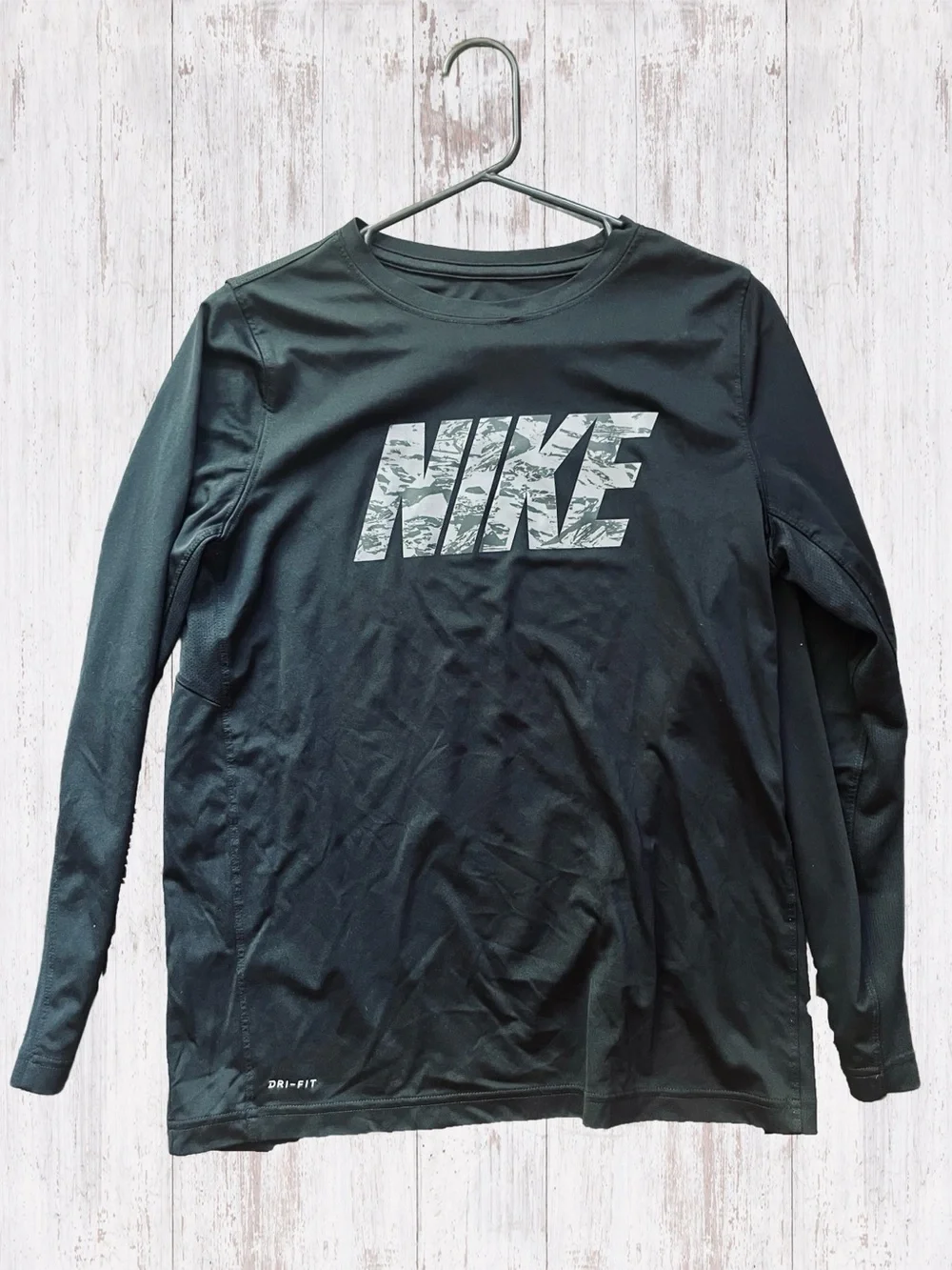 Nike Women’s Dri-Fit Black Performance Long Sleeve Athletic Training Shirt XL